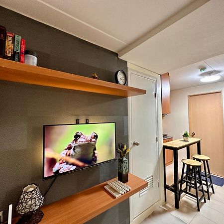 Vr Homes Pasig City Exteriör bild